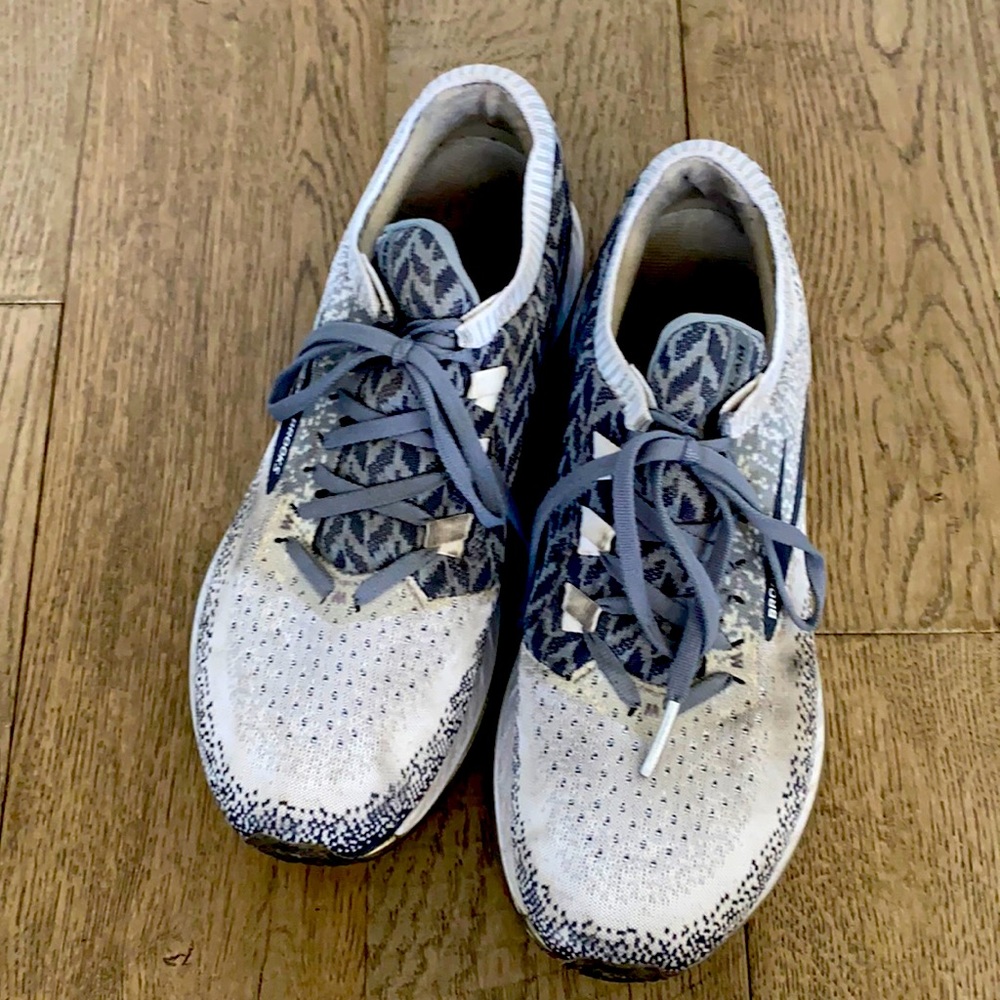 Brooks bedlam mens size 7.5 women’s 8.5 equivalent